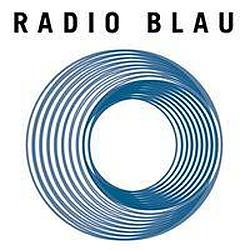 RadioBlau radio logo