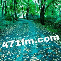 471FM radio logo