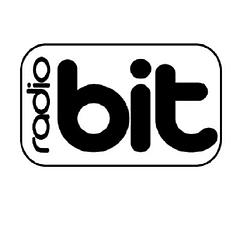 RadioBit 90's Dance Station radio logo
