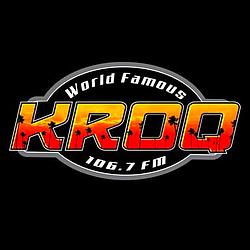 106.7 KROQ radio logo