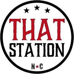 95.7 That Station radio logo